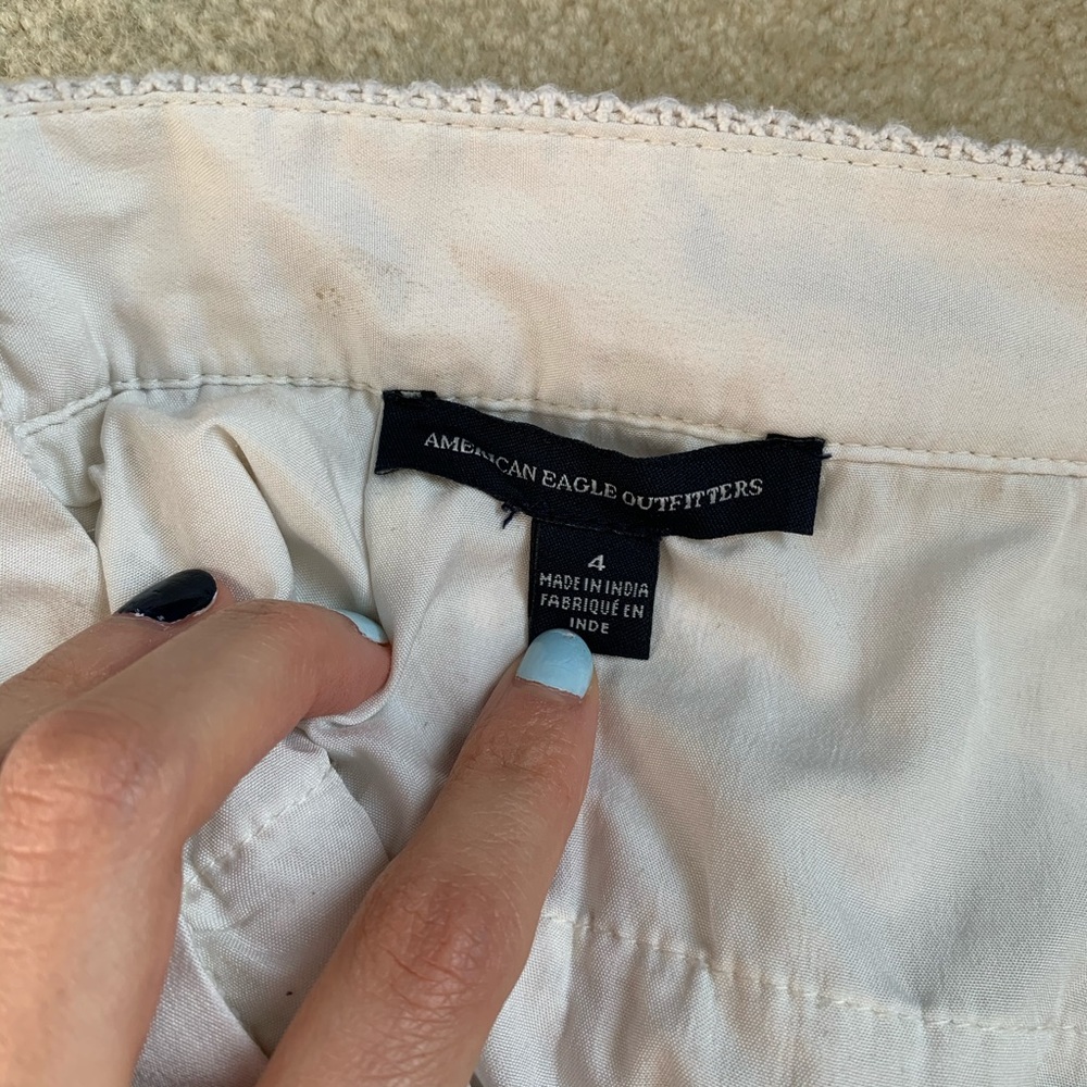 ✨ Host Pick! ✨ AMERICAN EAGLE WHITE LACE SKIRT - Picture 7 of 7